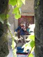 Violinist near Prague castle